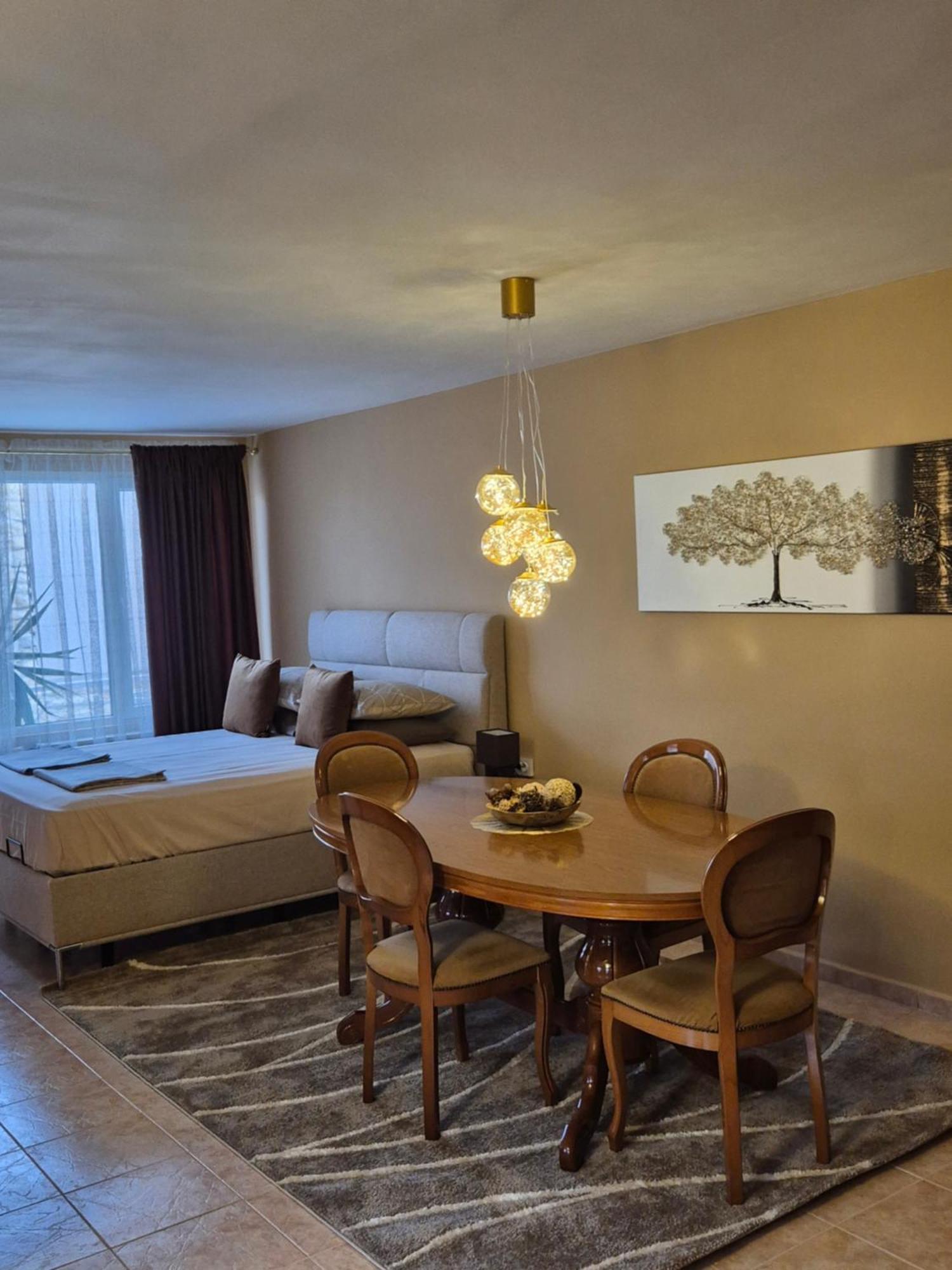 The White House Hotel Nesebar Exterior photo